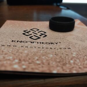KnoTheory silicone wedding band - size 9